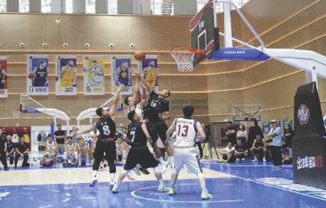 Juego de entretenimiento de baloncesto de la compañía